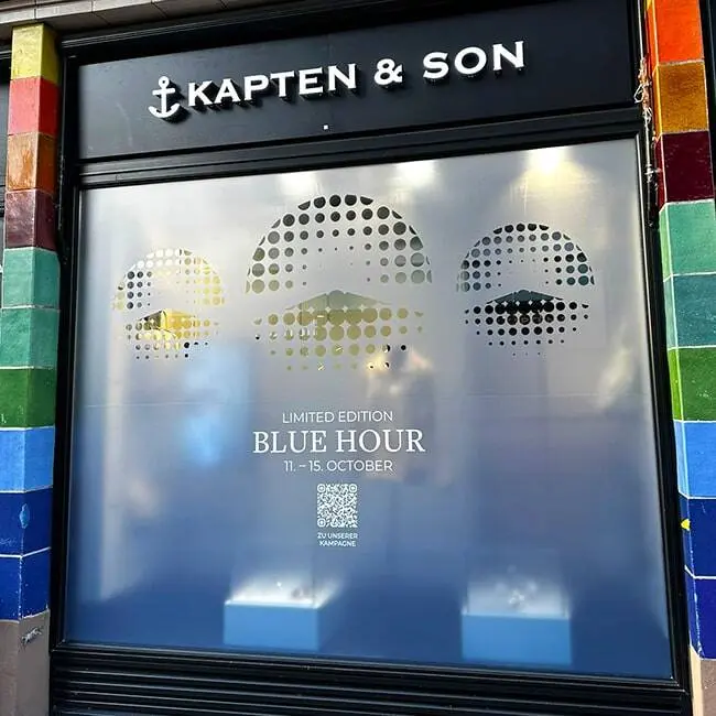 Schaufensterfolierung mit Punktraster bei Kapten & Son